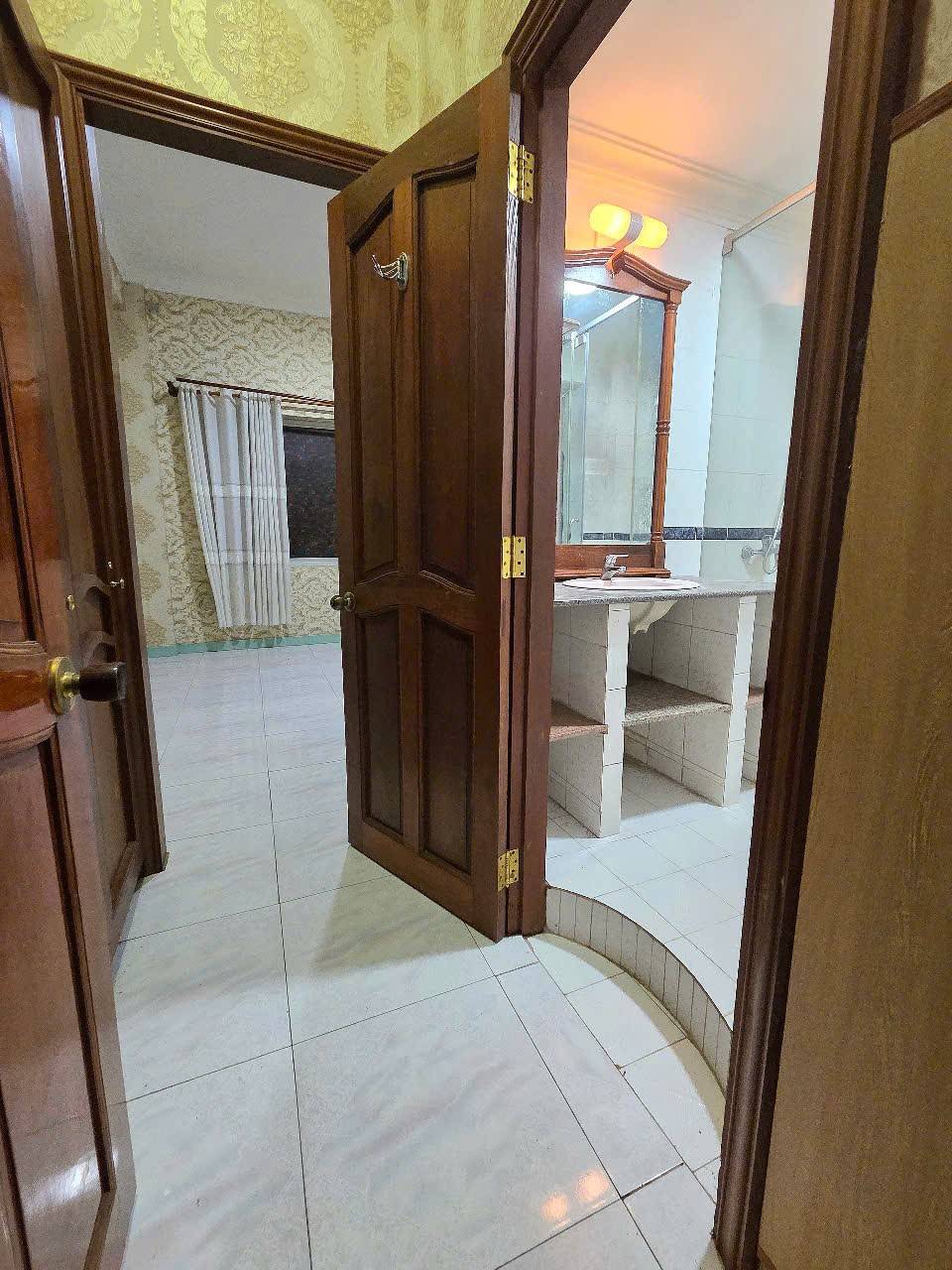 Cần Bán Nhanh Nhà 4 tầng 19 phòng - Ngay Mặt Tiền đường Trần Phú và Chu Văn An, Đà Lạt 45 tỷ - Ảnh 3